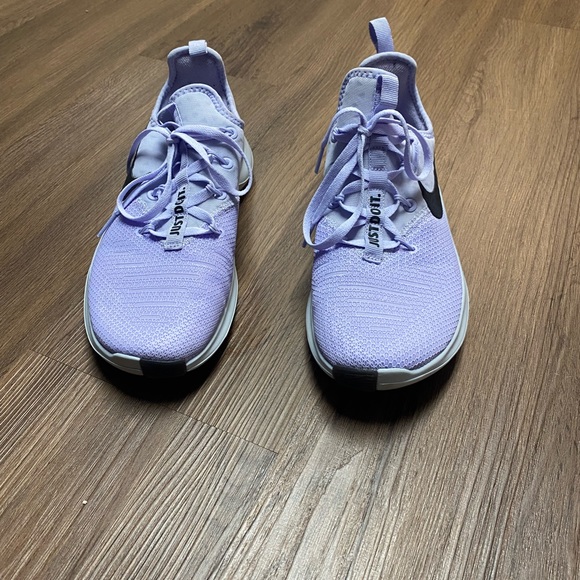 Women’s Sneakers - Picture 2 of 8